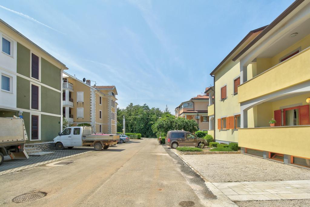 Apartments Vera Umag Extérieur photo